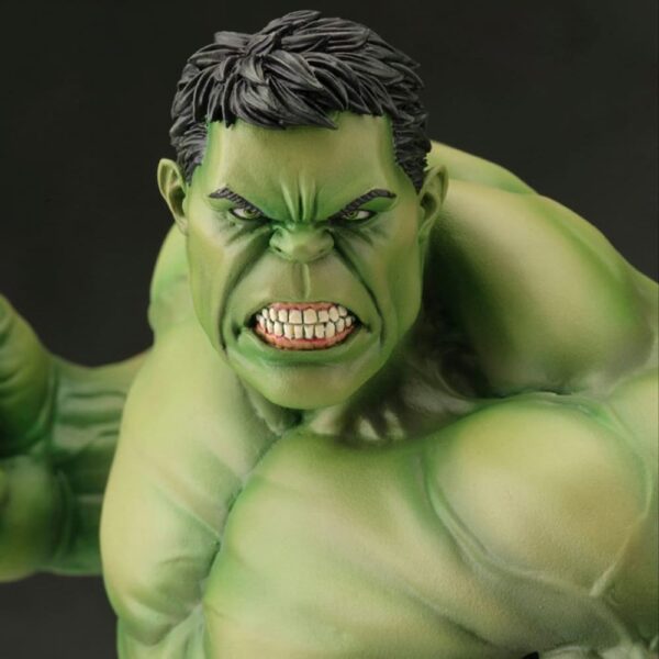 Ffrp Fiberglass Hulk Statue Image 1